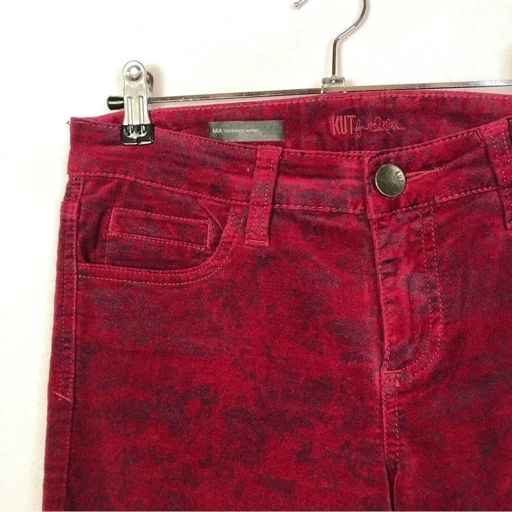 Kut from the Kloth Mia Toothpick Skinny Red Velvet Skinny Jeans 6‎